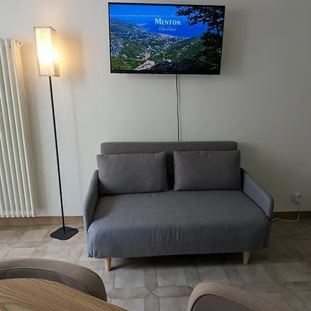 Appartement In Near Sea And Centre *