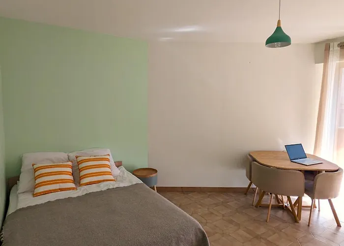 In Near Sea And Centre Appartement *
