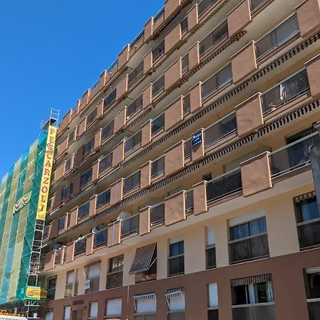 Daire In Near Sea And Centre Menton