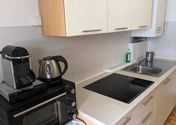 In Near Sea And Centre Daire